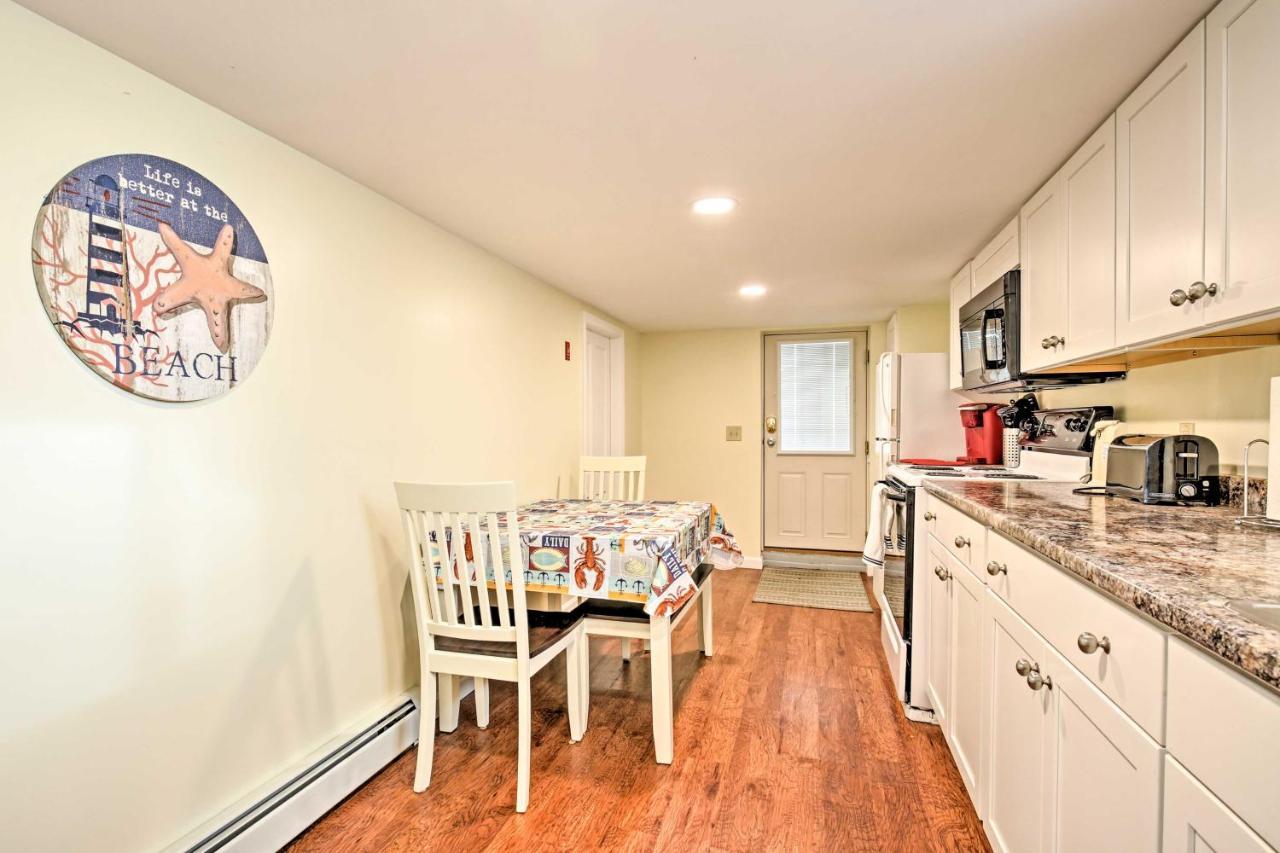 Old Orchard Beach Home With Patio Walk To Beach Екстериор снимка