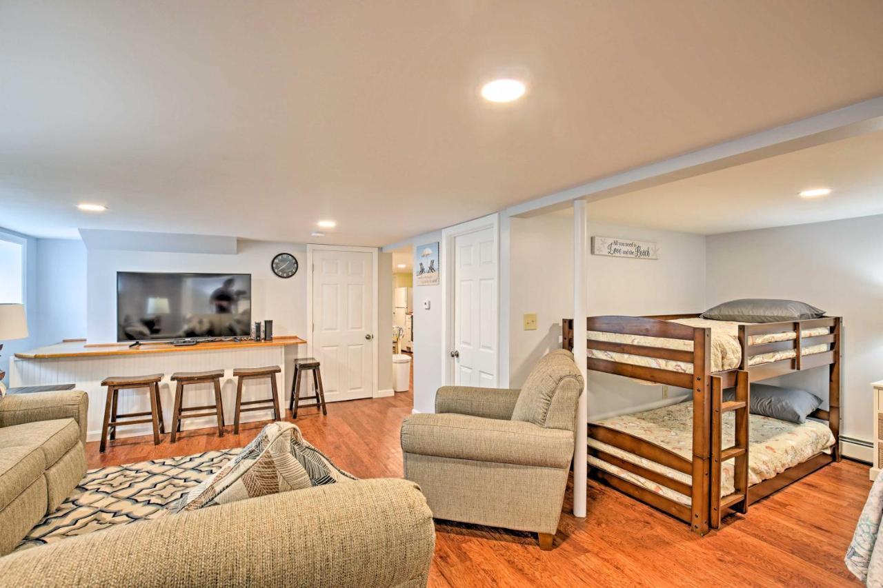 Old Orchard Beach Home With Patio Walk To Beach Екстериор снимка